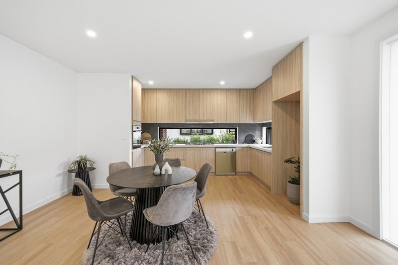 Photo - 1/40 Hall Road, Carrum Downs VIC 3201 - Image 6