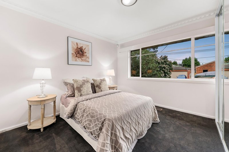 Photo - 1/40 Hastings Avenue, Blackburn South VIC 3130 - Image 6