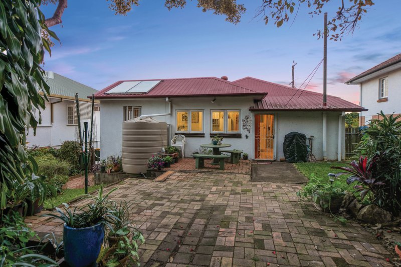 Photo - 140 Homestead Street, Moorooka QLD 4105 - Image 2