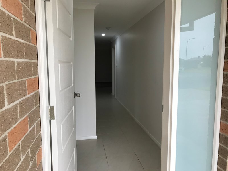 Photo - 1/40 Ibis Street, Tamworth NSW 2340 - Image 2