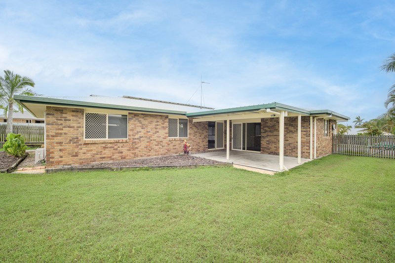 Photo - 140 J Hickey Avenue, Clinton QLD 4680 - Image 2