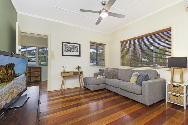 Photo - 140 Kamarin Street, Manly West QLD 4179 - Image 7