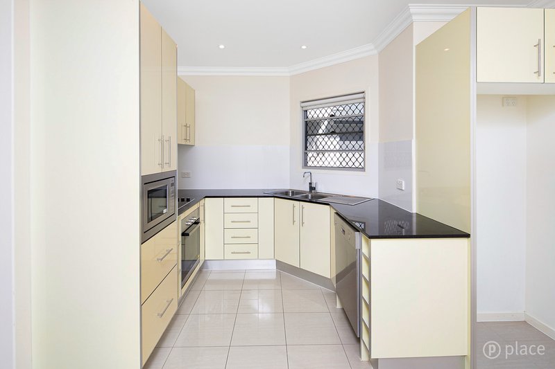 Photo - 1/40 Killeen Street, Nundah QLD 4012 - Image 3