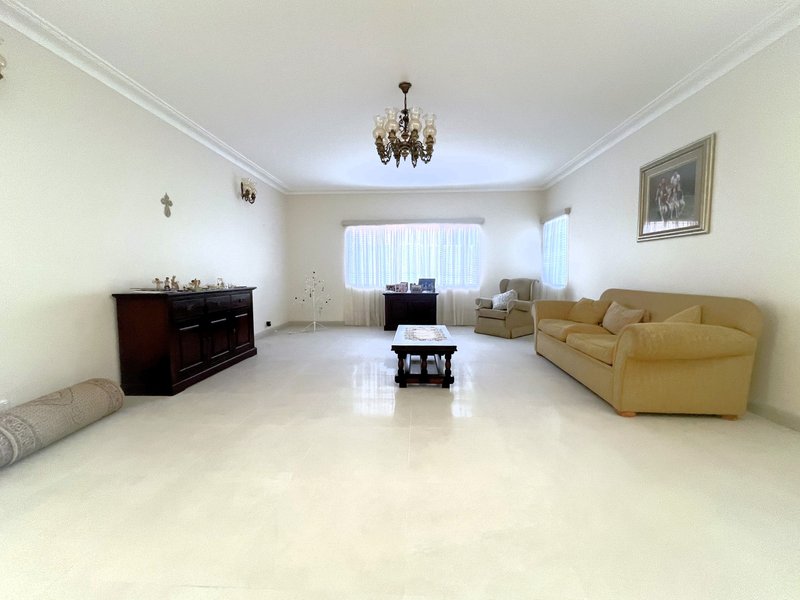 Photo - 140 Kingsgrove Road, Kingsgrove NSW 2208 - Image 2