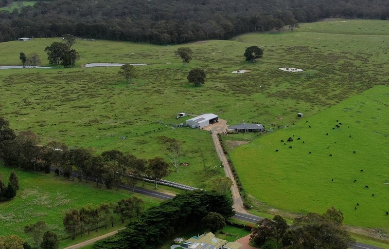 Photo - 140 Lake Victoria Road, Eagle Point VIC 3878 - Image 3