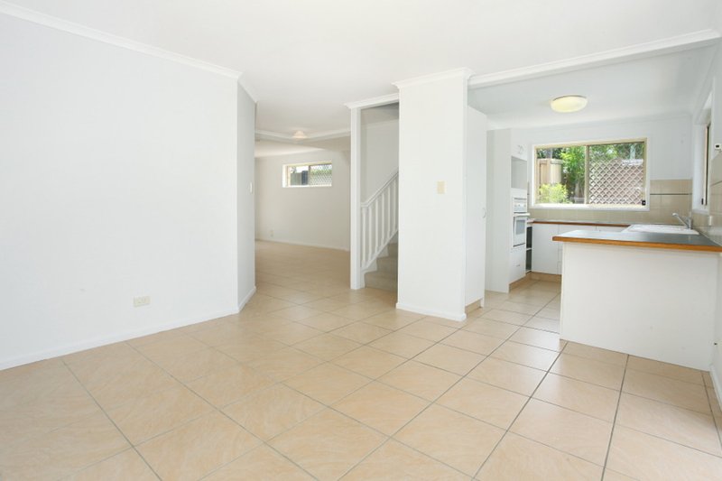 Photo - 1/40 Margaret Street, Southport QLD 4215 - Image 5