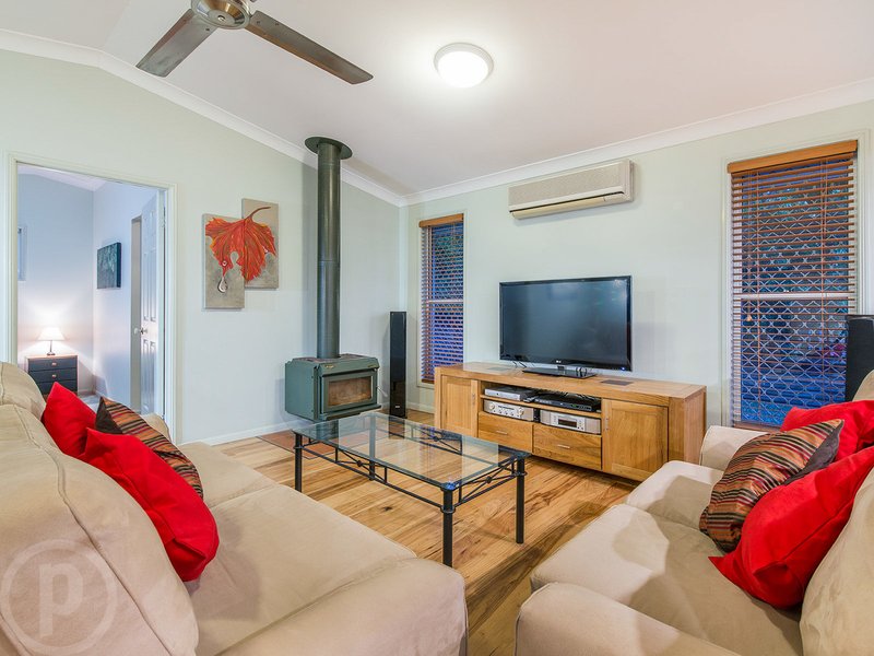 Photo - 140 Pioneer Crescent, Bellbowrie QLD 4070 - Image 8