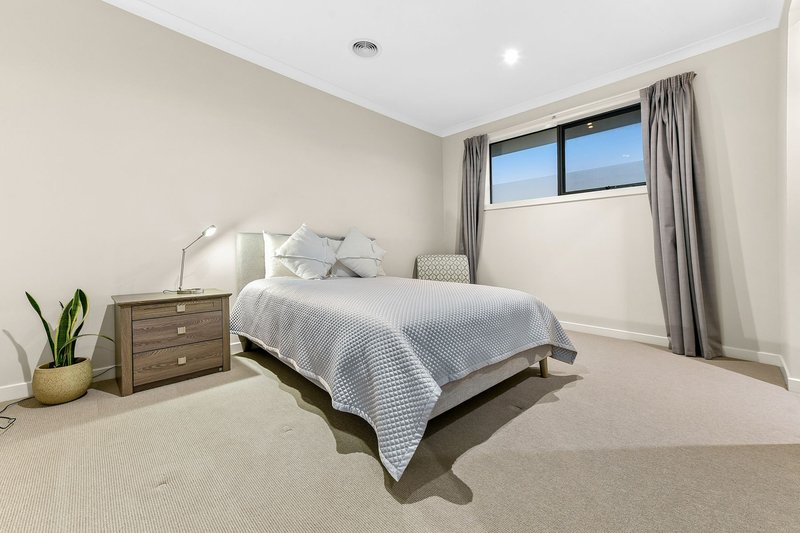 Photo - 140 Stanley Road, Keysborough VIC 3173 - Image 14