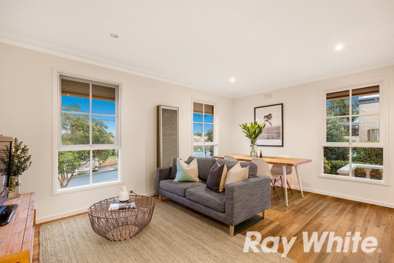 Photo - 1/40 Station Street, Burwood VIC 3125 - Image 2