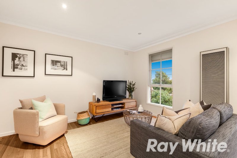 Photo - 1/40 Station Street, Burwood VIC 3125 - Image 3