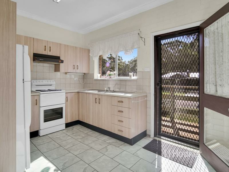 Photo - 140 Tallyan Point Road, Basin View NSW 2540 - Image 7