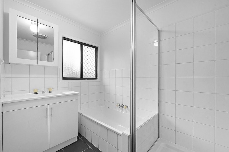 Photo - 1/40 Temma Street, Eagleby QLD 4207 - Image 4