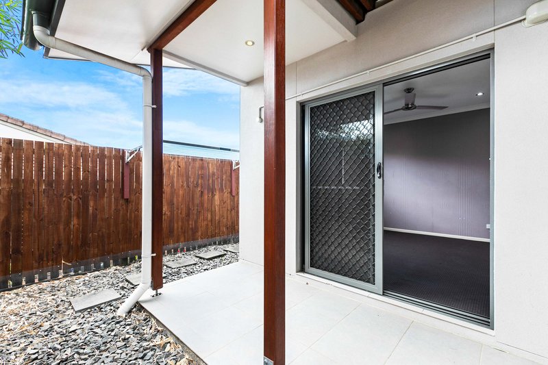 Photo - 1/40 Victor Drive, Kawungan QLD 4655 - Image 12