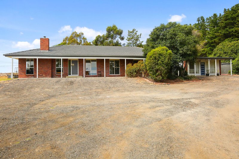 Photo - 140 Victoria Road, Lilydale VIC 3140 - Image 4