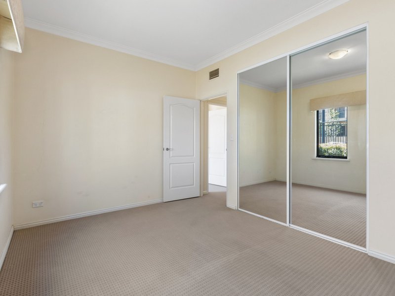 Photo - 1/40 Victory Terrace, East Perth WA 6004 - Image 15