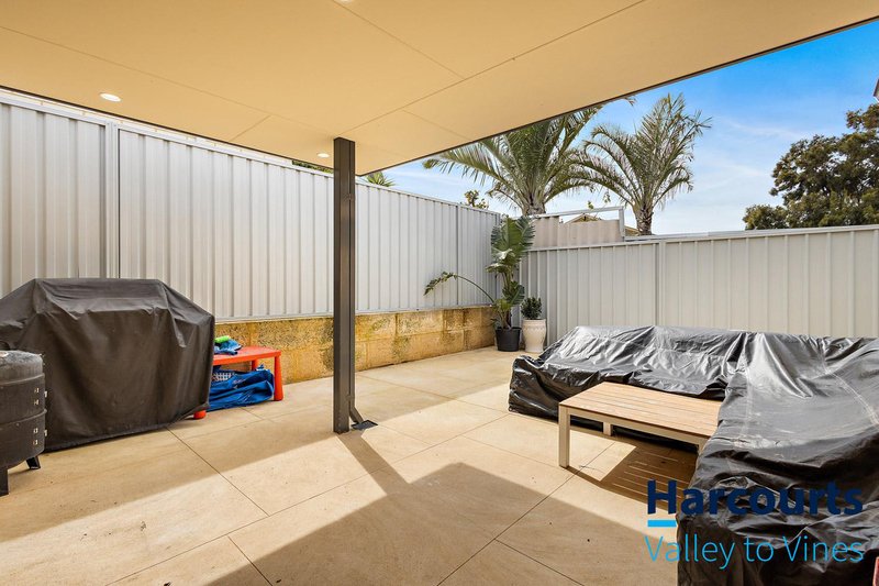 Photo - 140 Vignerons Loop, Hocking WA 6065 - Image 19