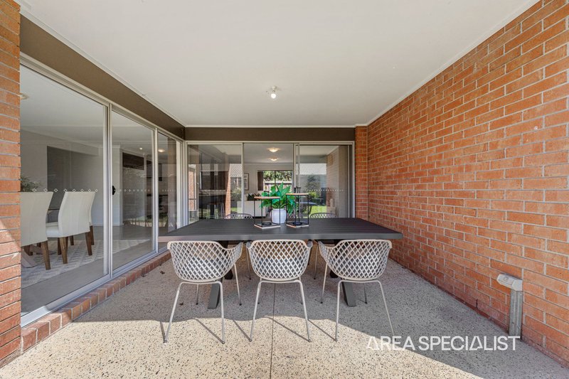 Photo - 140 Webster Way, Pakenham VIC 3810 - Image 9