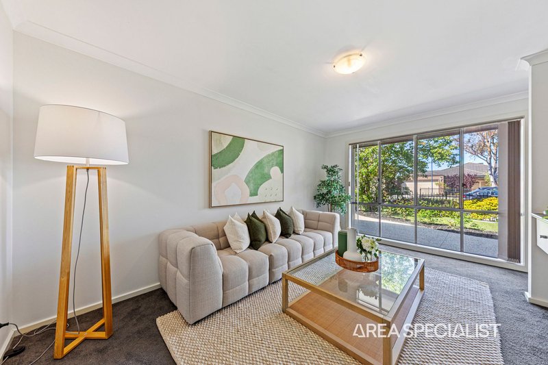 Photo - 140 Webster Way, Pakenham VIC 3810 - Image 15