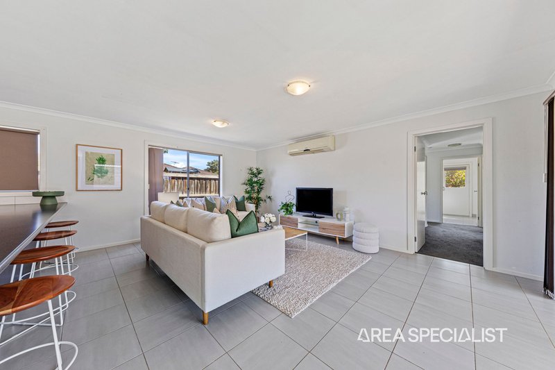 Photo - 140 Webster Way, Pakenham VIC 3810 - Image 17