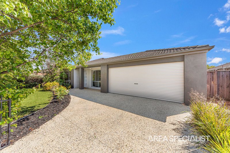 Photo - 140 Webster Way, Pakenham VIC 3810 - Image 24