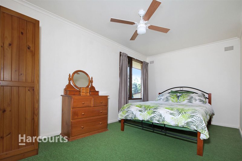 Photo - 140 Wyndarra Way, Koonawarra NSW 2530 - Image 5