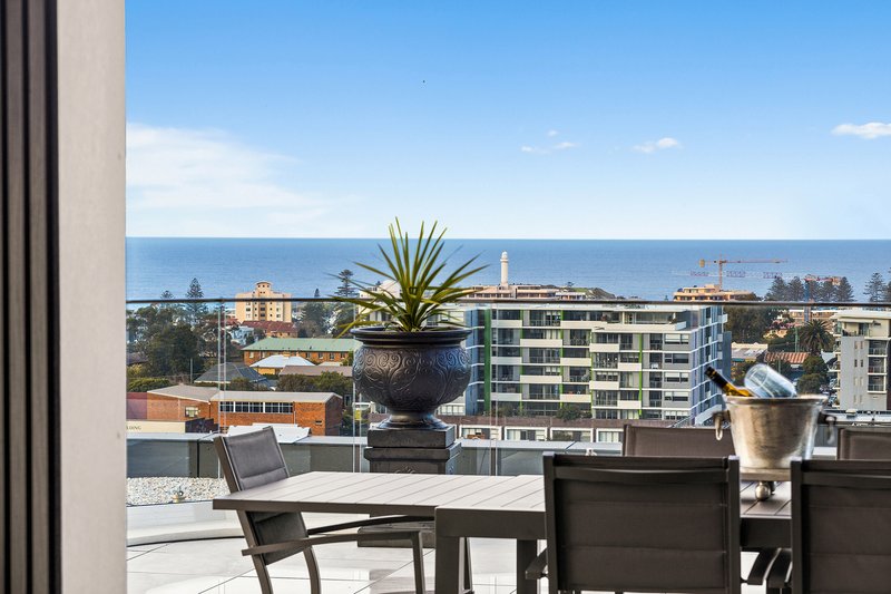 Photo - 1401/16-20 Belmore Street, Wollongong NSW 2500 - Image 4