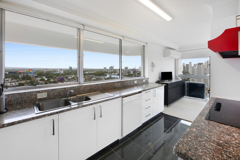 Photo - 1401/21 Peninsular Drive, Surfers Paradise QLD 4217 - Image 13