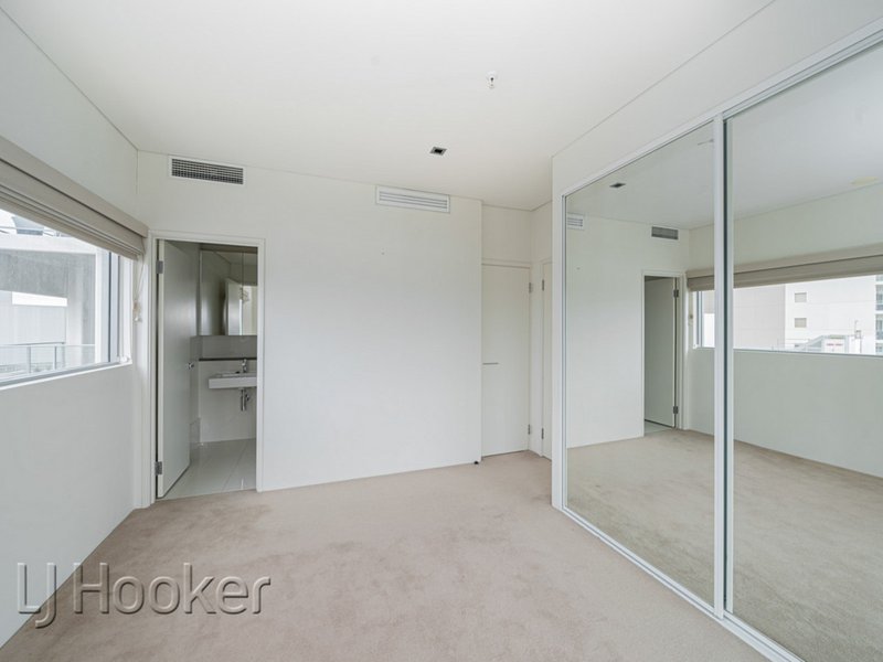 Photo - 1401/237 Adelaide Terrace, Perth WA 6000 - Image 16