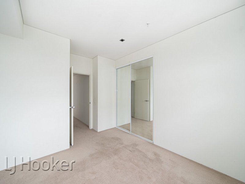 Photo - 1401/237 Adelaide Terrace, Perth WA 6000 - Image 22