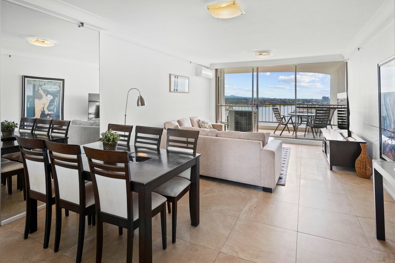 Photo - 1401/3 River Drive, Surfers Paradise QLD 4217 - Image 10