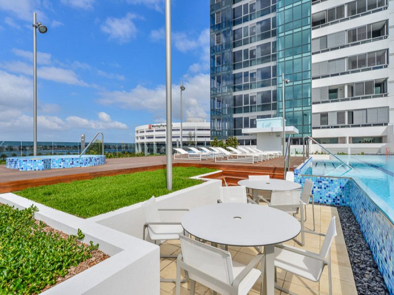 Photo - 1401/8 Adelaide Terrace, East Perth WA 6004 - Image 8
