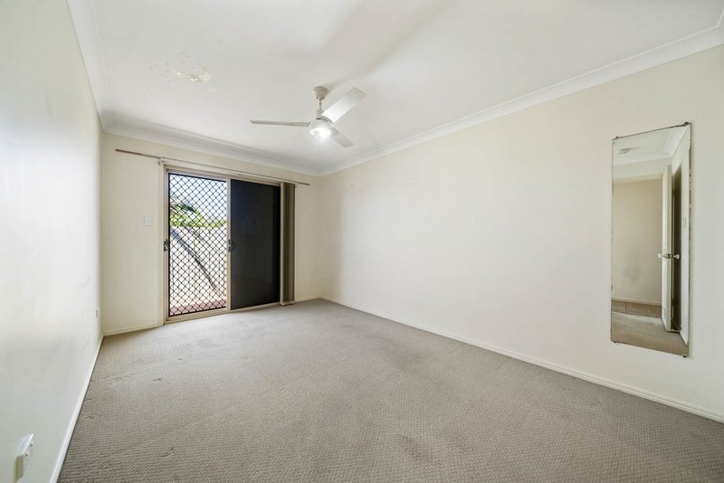 Photo - 1/402 Alderley Street, Kearneys Spring QLD 4350 - Image 8