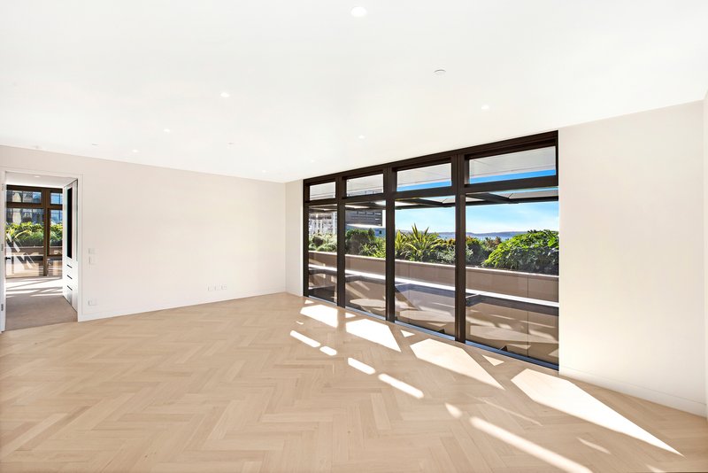 Photo - 1402/111 Castlereagh Street, Sydney NSW 2000 - Image 2