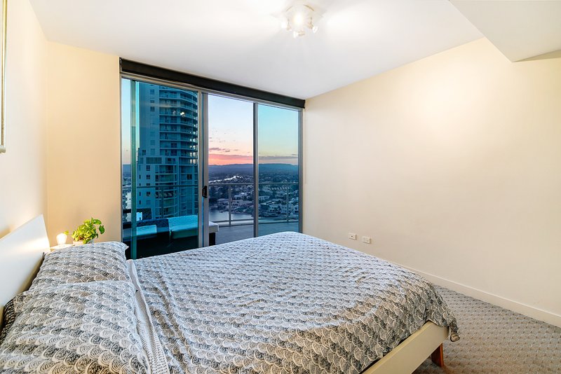 Photo - 1402/18 Fern Street, Surfers Paradise QLD 4217 - Image 13