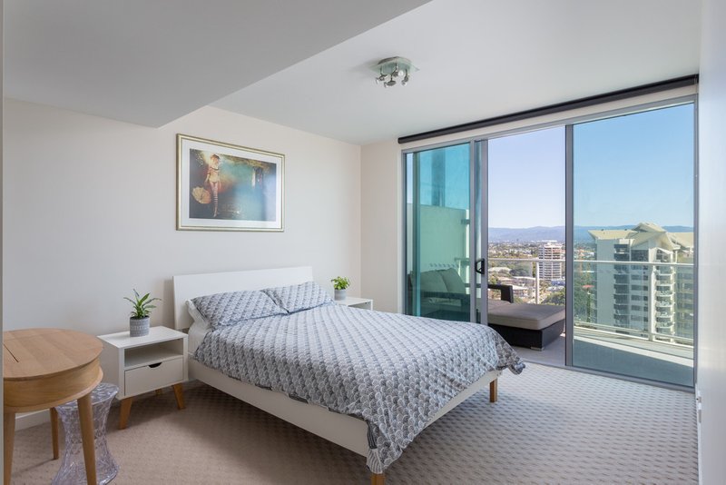 Photo - 1402/18 Fern Street, Surfers Paradise QLD 4217 - Image 24