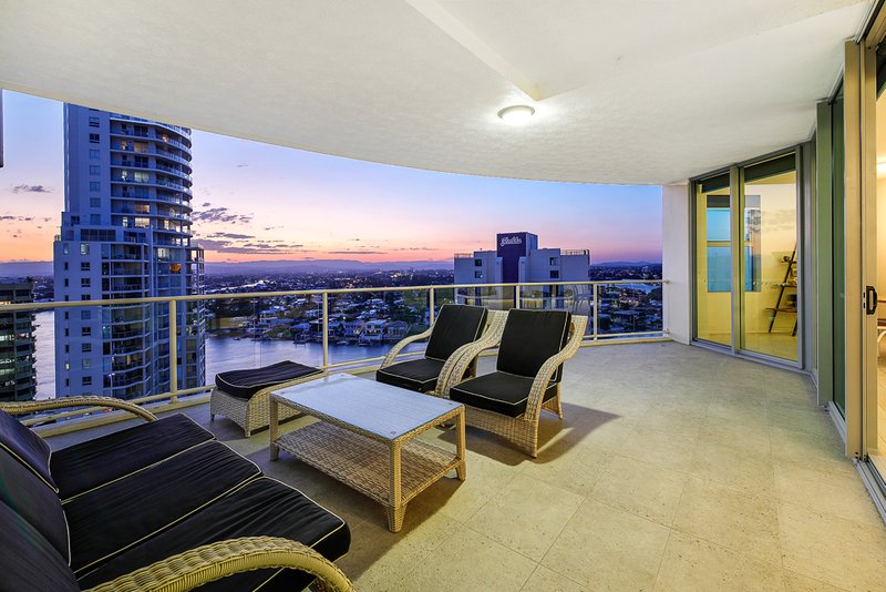 Photo - 1402/18 Fern Street, Surfers Paradise QLD 4217 - Image 25