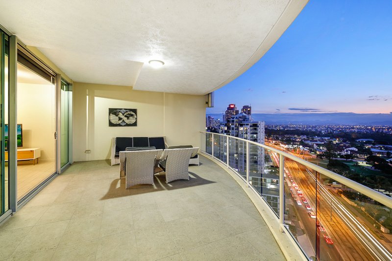 Photo - 1402/18 Fern Street, Surfers Paradise QLD 4217 - Image 26