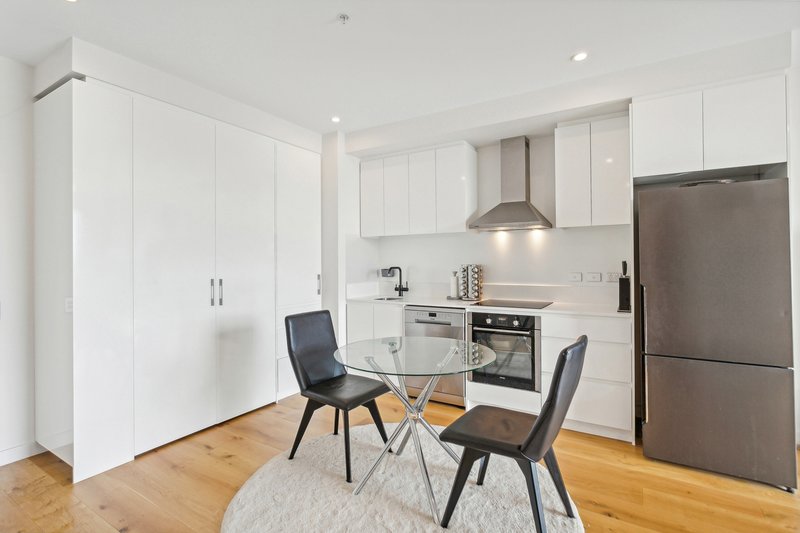 Photo - 1402/297 Pirie Street, Adelaide SA 5000 - Image 5