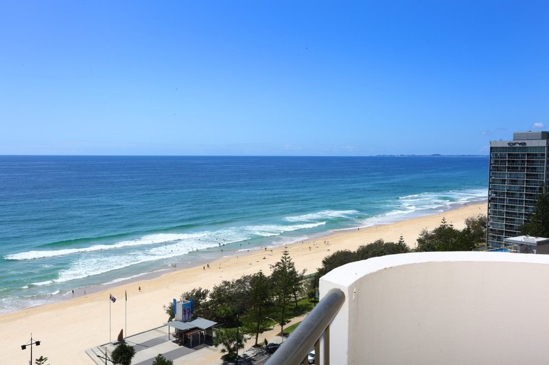 Photo - 1402/9 Trickett Street, Surfers Paradise QLD 4217 - Image 4