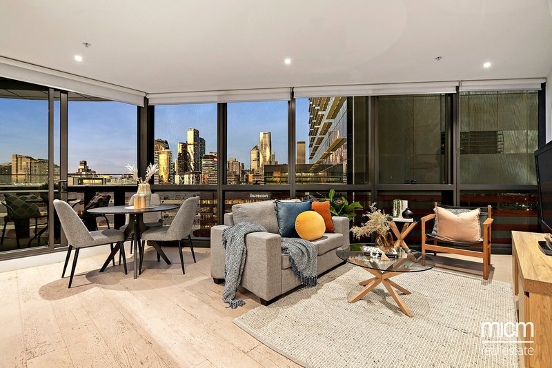 Photo - 1402S/883 Collins Street, Docklands VIC 3008 - Image 2