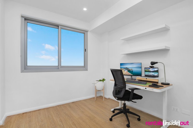 Photo - 1403/5 Second Avenue, Blacktown NSW 2148 - Image 6