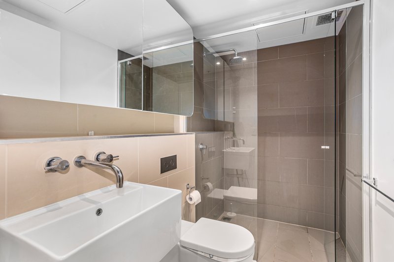 Photo - 1403/555 Swanston Street, Carlton VIC 3053 - Image 6