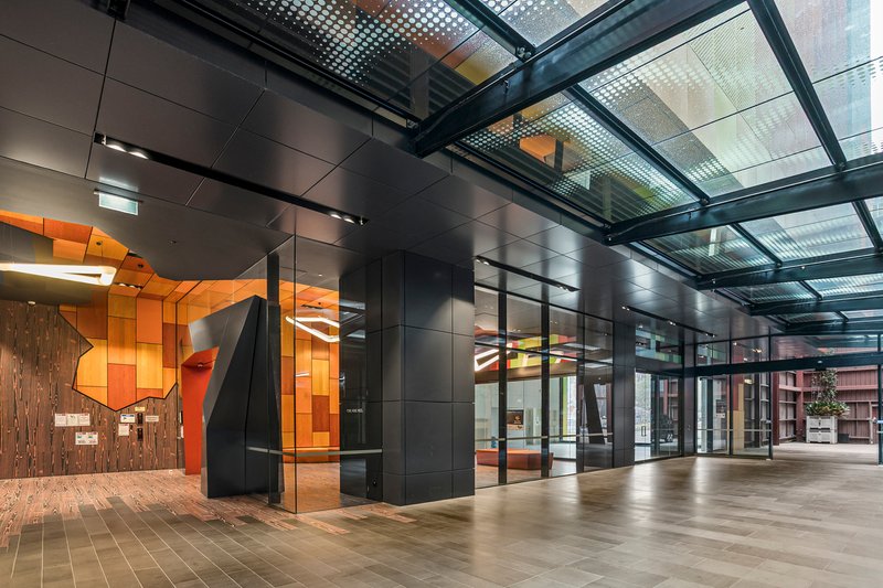 Photo - 1403/555 Swanston Street, Carlton VIC 3053 - Image 10