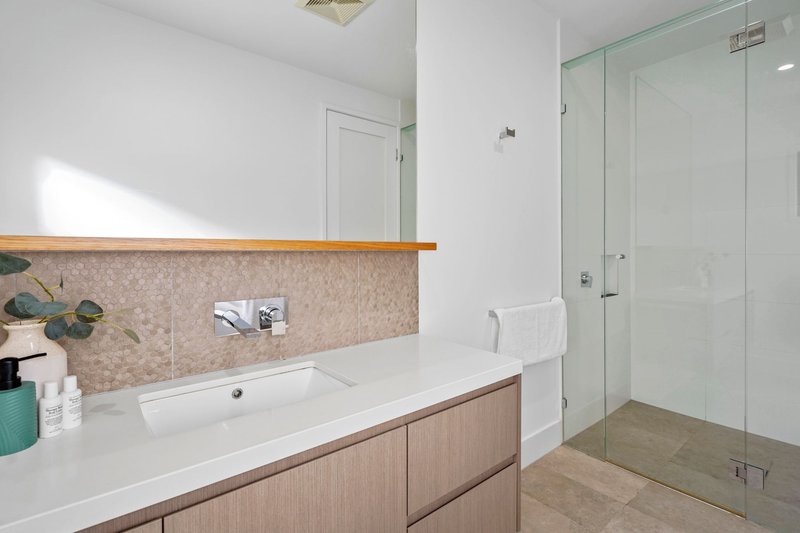 Photo - 140/390 Simpsons Road, Bardon QLD 4065 - Image 17