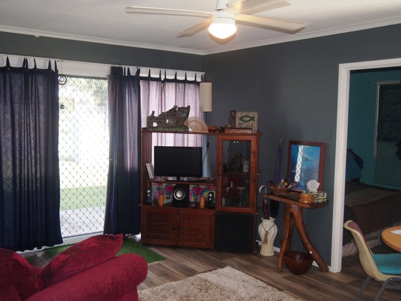 Photo - 1/404 Esplanade , Torquay QLD 4655 - Image 14