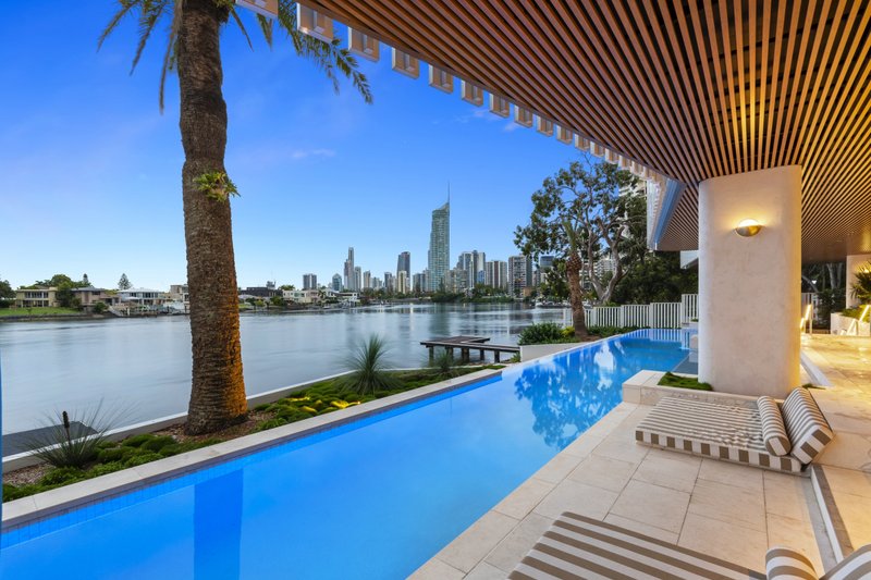 Photo - 1404/1 Cannes Avenue, Surfers Paradise QLD 4217 - Image 24