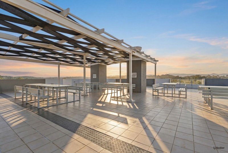 Photo - 1404/10 Fifth Avenue, Palm Beach QLD 4221 - Image 17