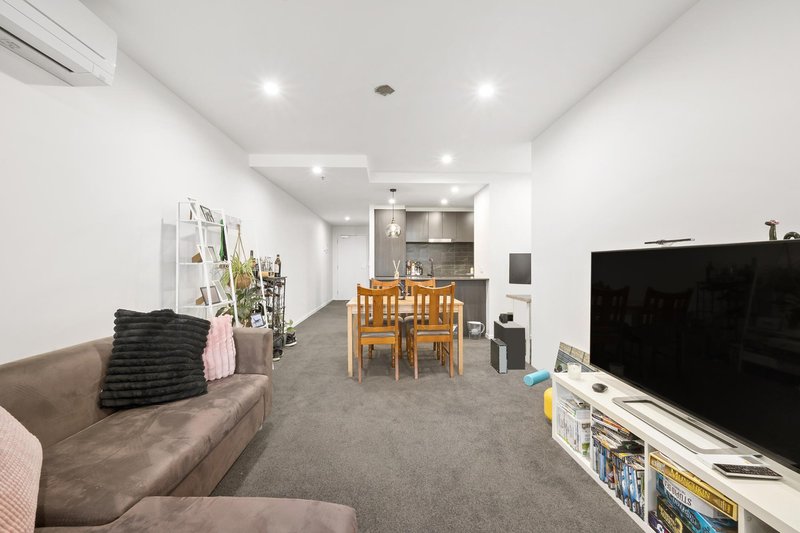 Photo - 1404/15 Bowes Street, Phillip ACT 2606 - Image 3