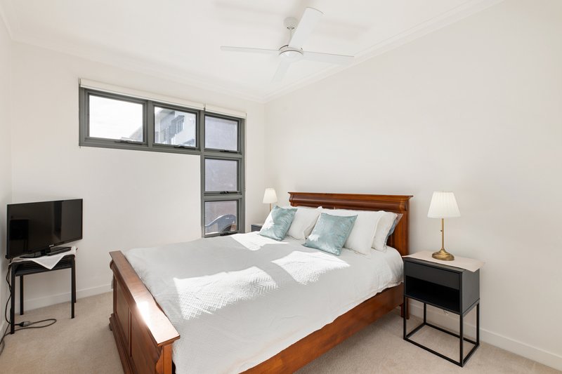 Photo - 1404/55 Forbes Street, West End QLD 4101 - Image 5