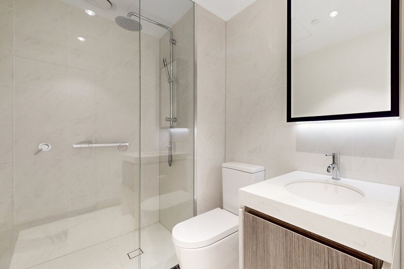 Photo - 1404/8 Bowen Crescent, South Melbourne VIC 3205 - Image 7